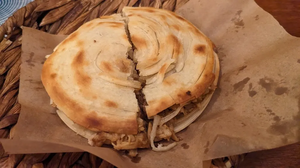 脆皮腊汁肉夹馍